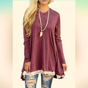 Women’s long sleeve top.